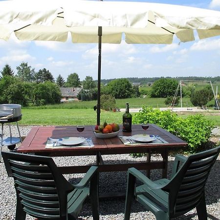 Appartement Ideal Pres De Durbuy / Ideaal Appartement Nabij Durbuy / Ideal Apartment Near Durbuy Hotton Buitenkant foto